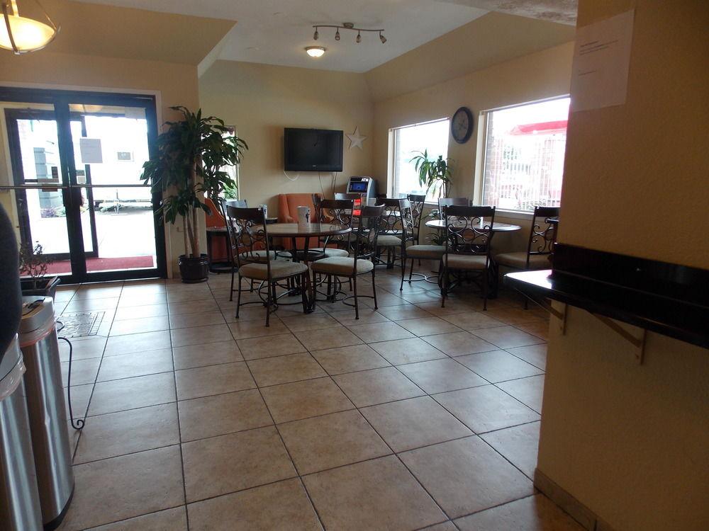 Econo Lodge Inn & Suites Downtown San Antonio Exteriér fotografie