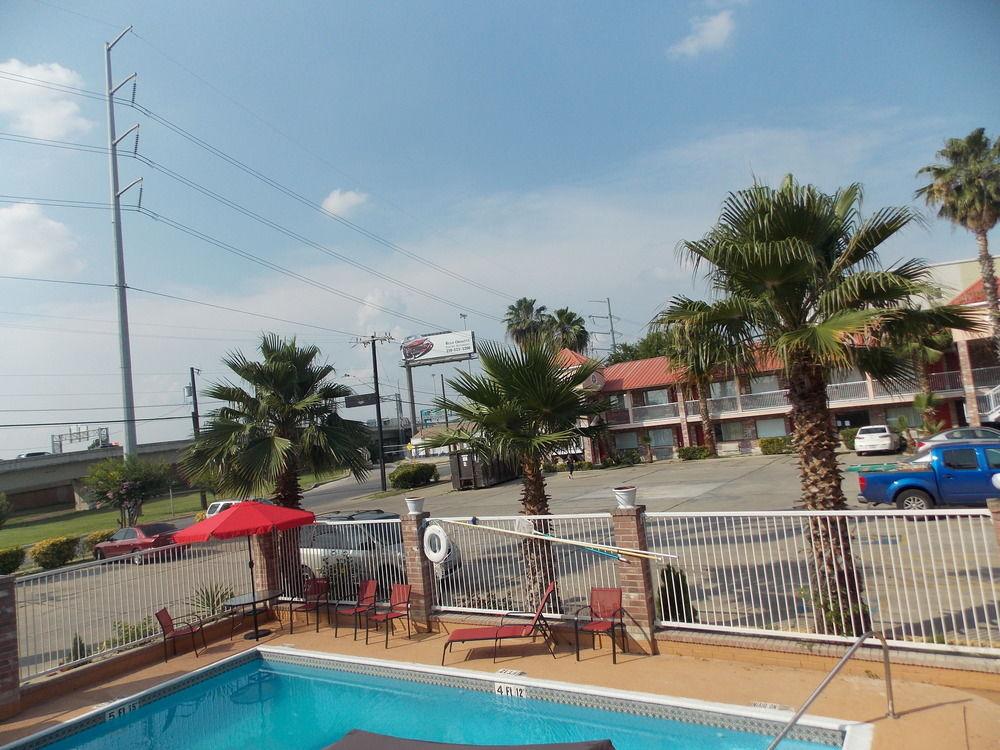 Econo Lodge Inn & Suites Downtown San Antonio Exteriér fotografie