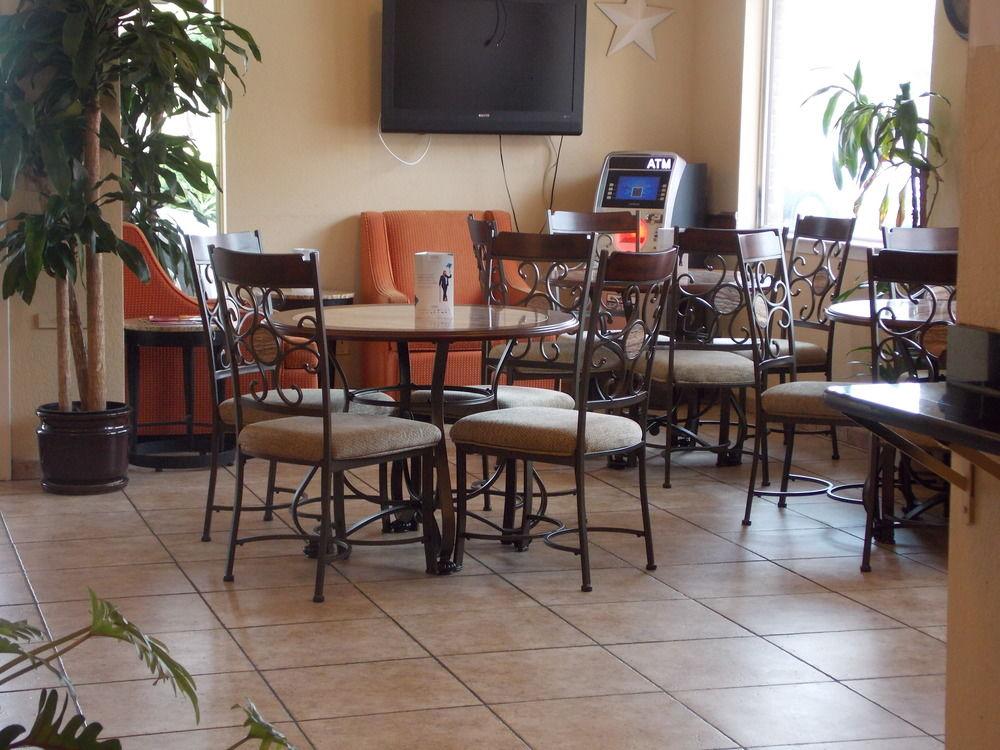 Econo Lodge Inn & Suites Downtown San Antonio Exteriér fotografie