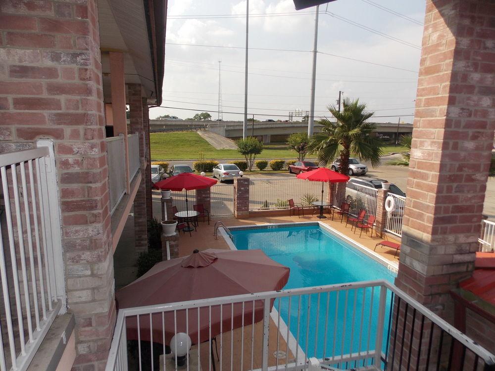 Econo Lodge Inn & Suites Downtown San Antonio Exteriér fotografie
