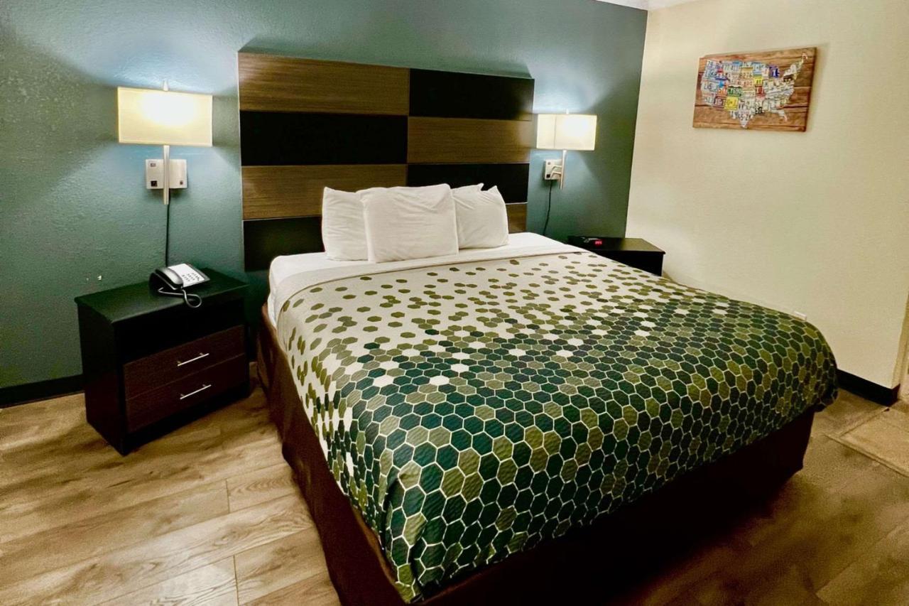 Econo Lodge Inn & Suites Downtown San Antonio Exteriér fotografie